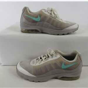 Nike Air Max Invigor, women’s size 10 shoes